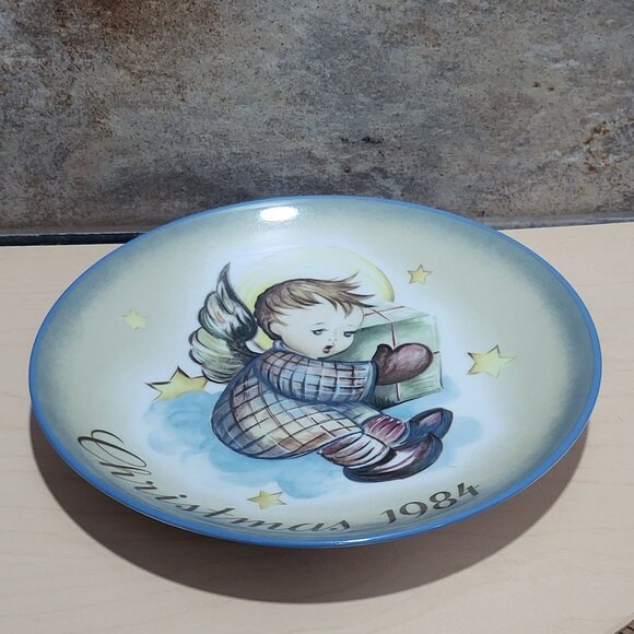 Schmid Hummel Christmas 1984 A Gift From Heaven Decorative Wall Hanging Plate - Picture 10 of 11